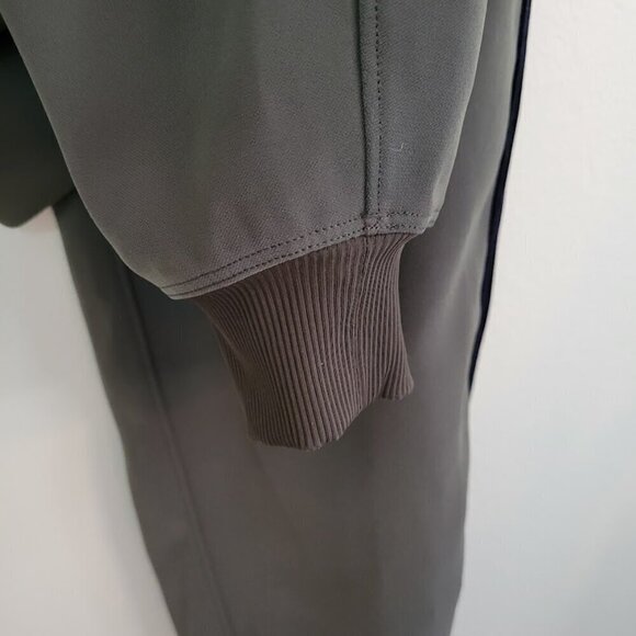 Lululemon On the Fly Jogger Velvet Trim Green Drawstring Athletic Pant Size 2 - Picture 6 of 11